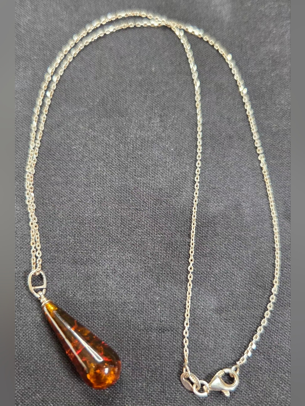 New Without Tags Sterling Silver Necklace Marked 926 With A Baltic Amer Pendant - Picture 4 of 4